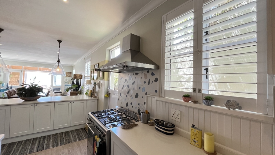 4 Bedroom Property for Sale in Simons Kloof Western Cape